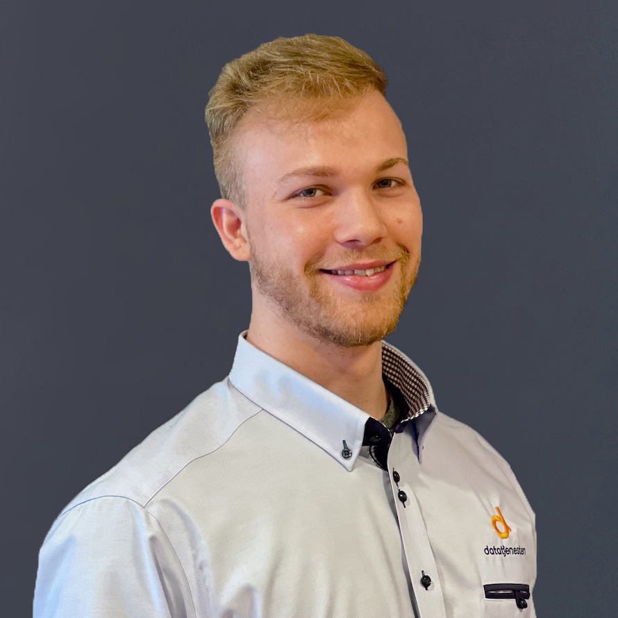 Jonatan Holt Larsen